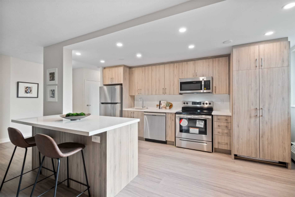 150 Colborne Ave, Richmond Hill