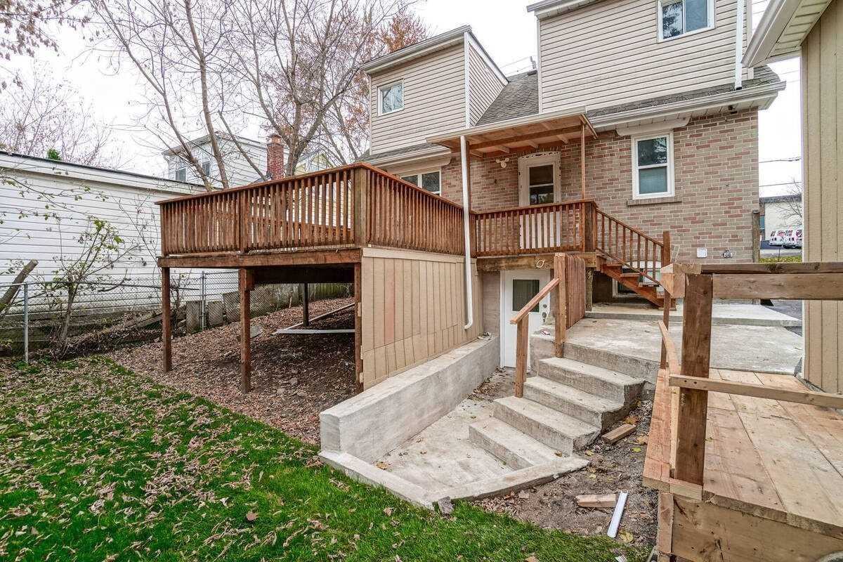 52 Glen Cameron Rd