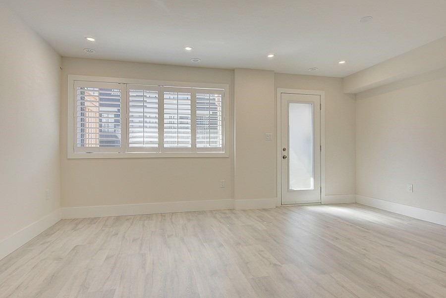 25 Sydney Circle