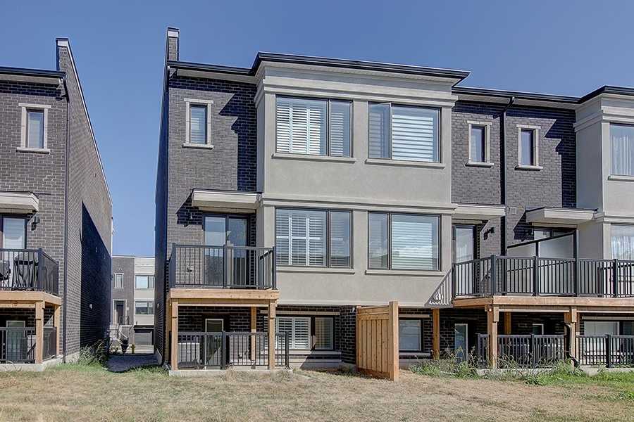 25 Sydney Circle