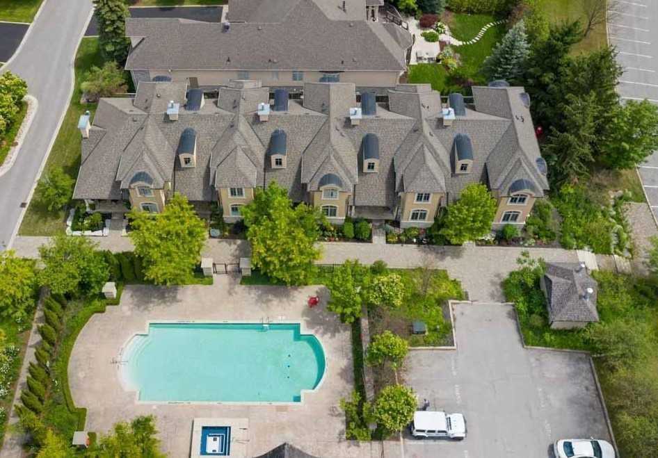 1 Calverley Dr, #1