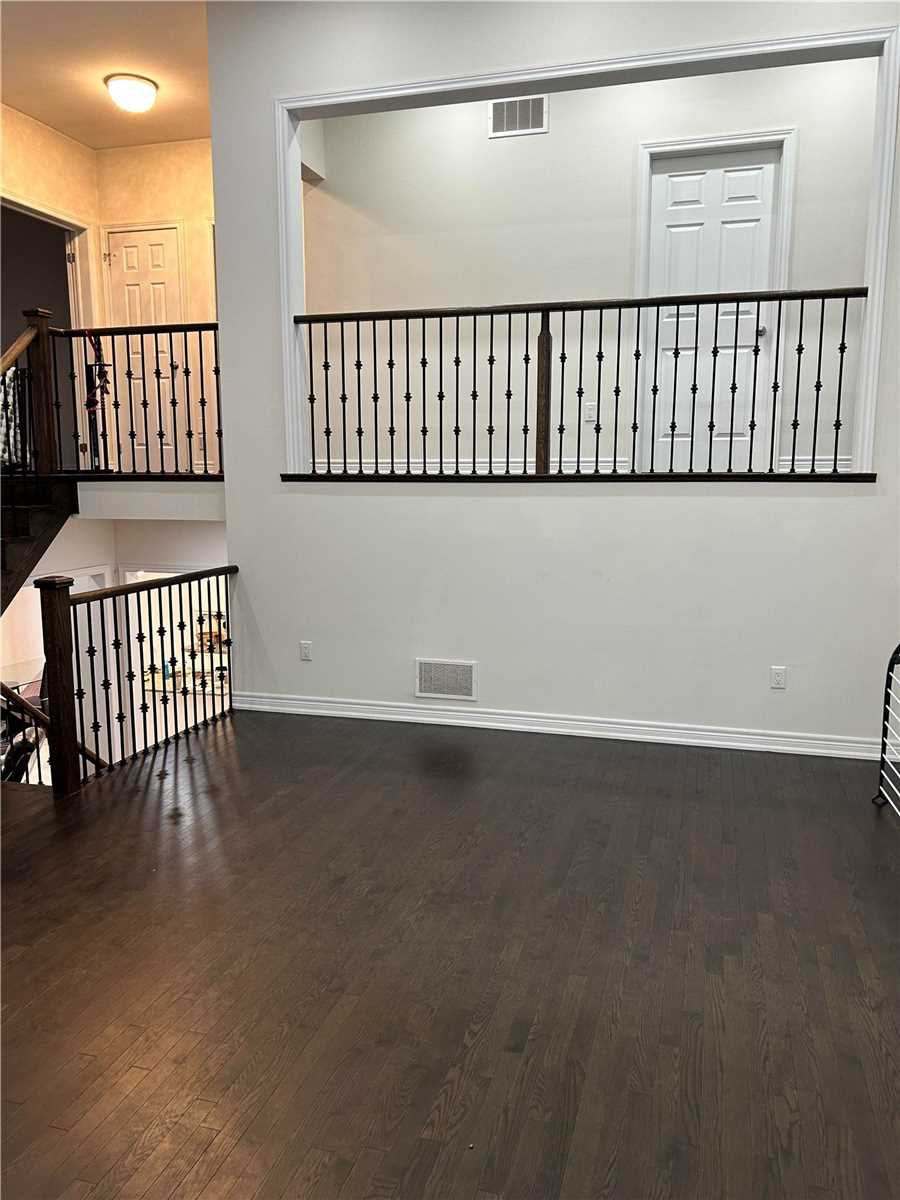 10 Flay Court
