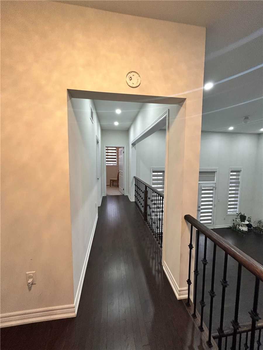 10 Flay Court