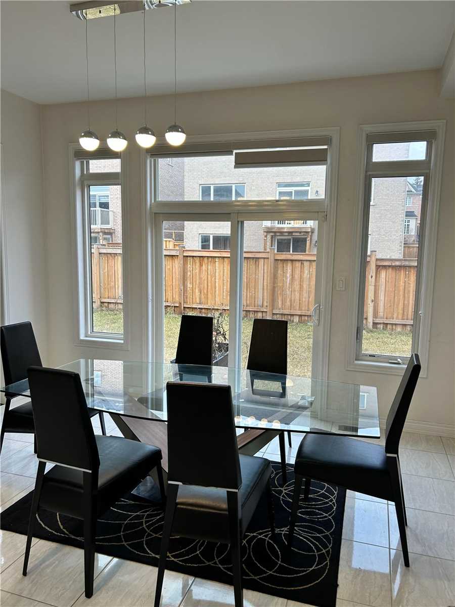10 Flay Court