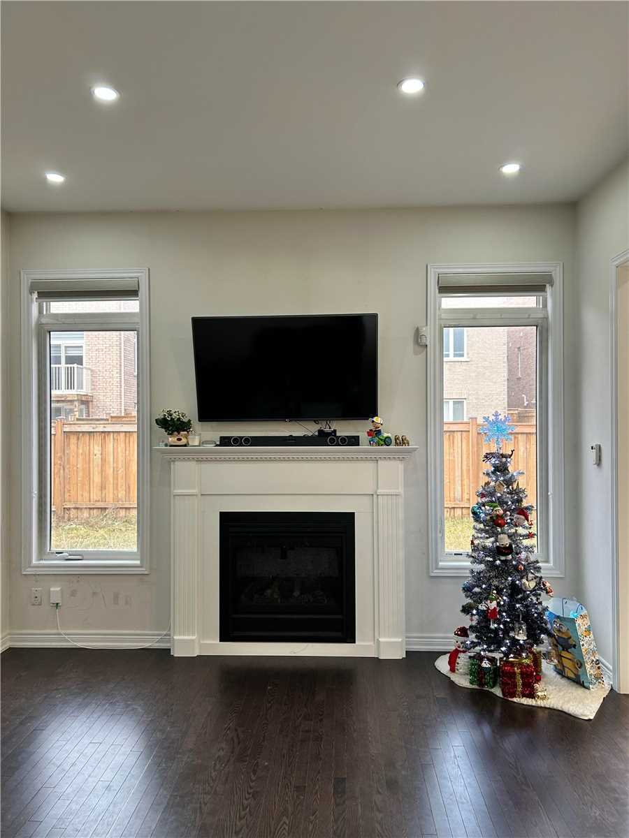 10 Flay Court