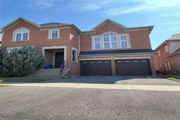 39 Alhart St, Richmond Hill