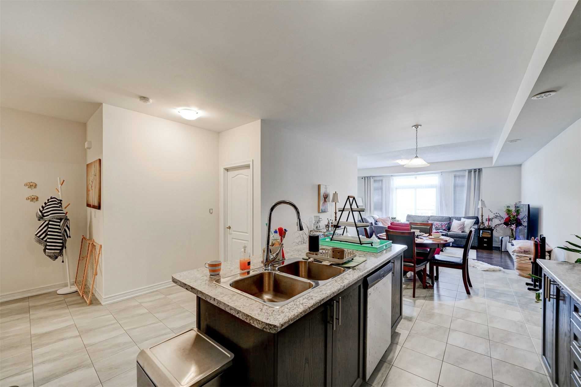 61 Luzon Ave