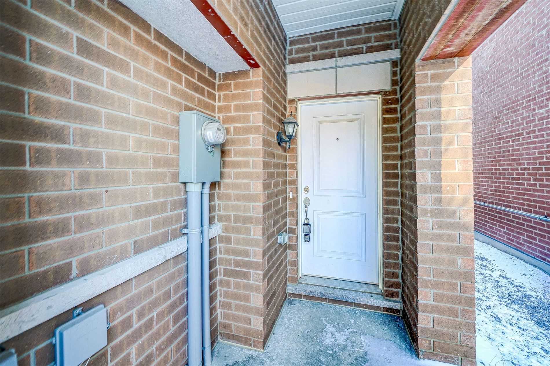 61 Luzon Ave