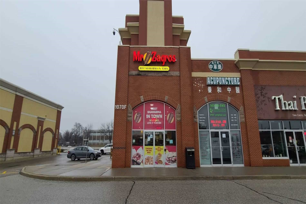 1070 Major Mackenzie Rd, Richmond Hill
