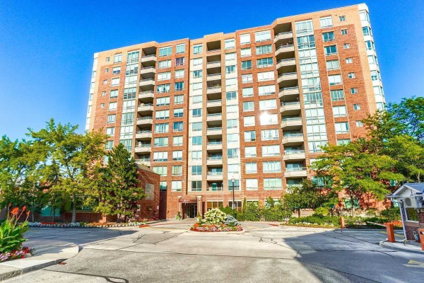 850 Steeles Ave W, Vaughan