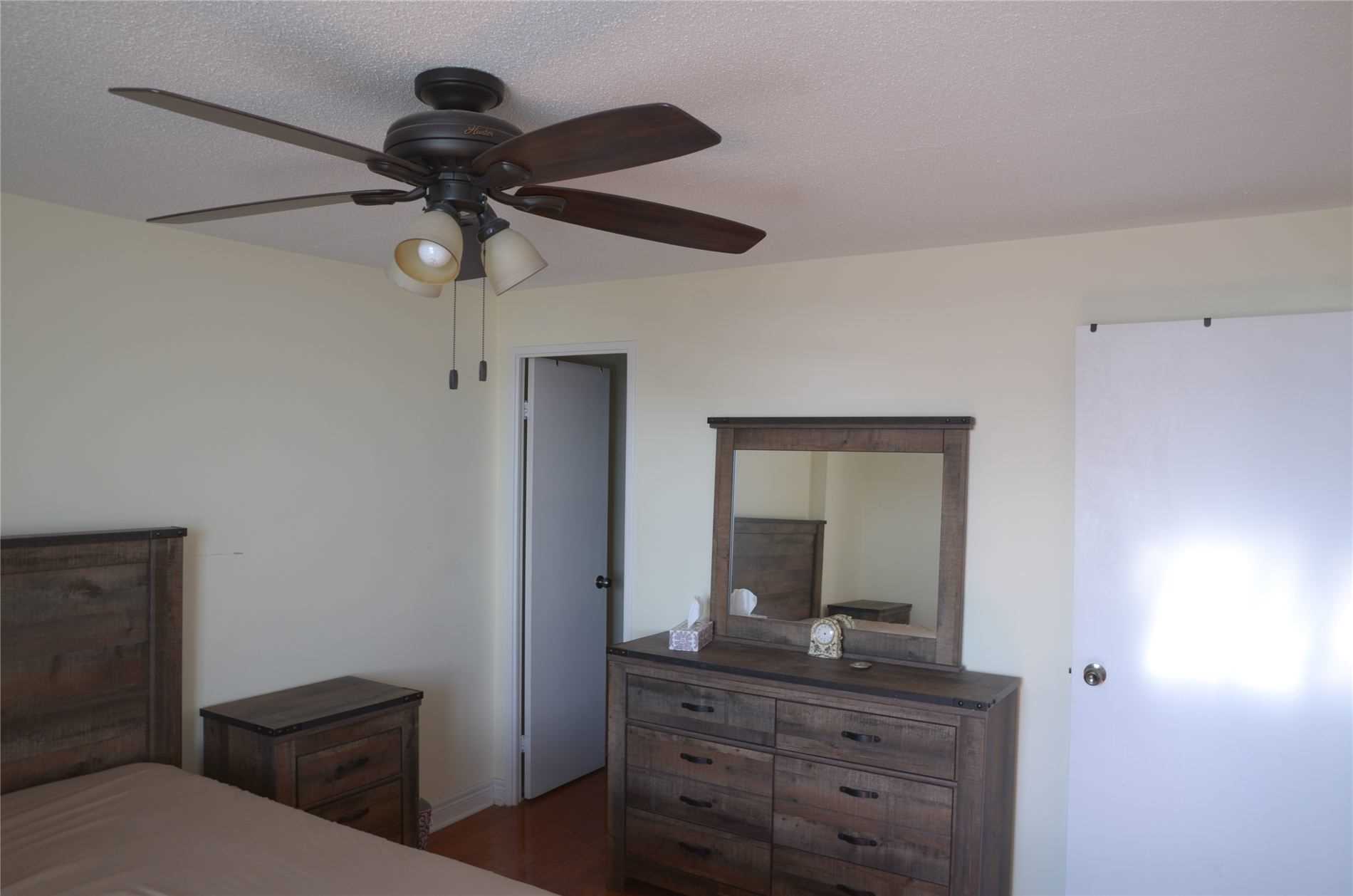 1 Royal Orchard Blvd, #1409