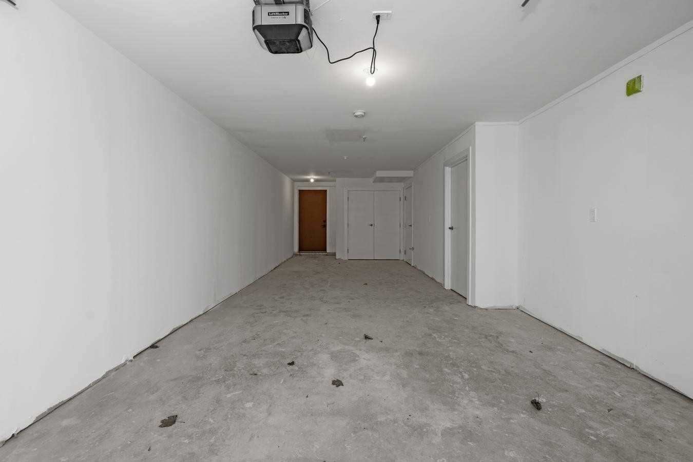 1 Hartman Avenue, #5