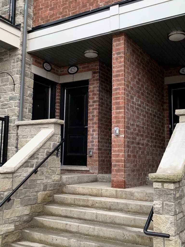 201 Pine Grove Rd, #423