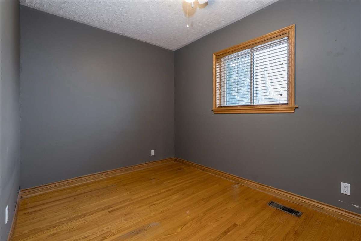 Listing N5868735 - Large Photo # 14