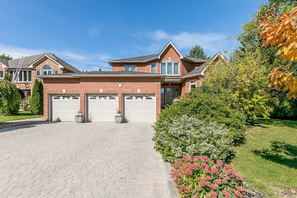 697 Gagnon Pl, Newmarket