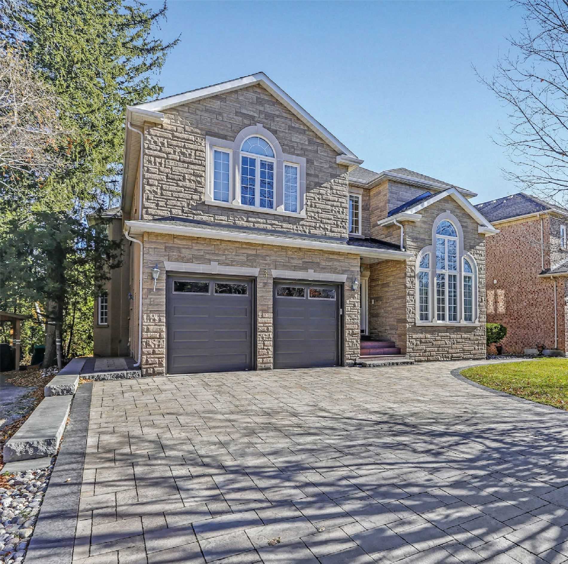 3 Tivoli Ave