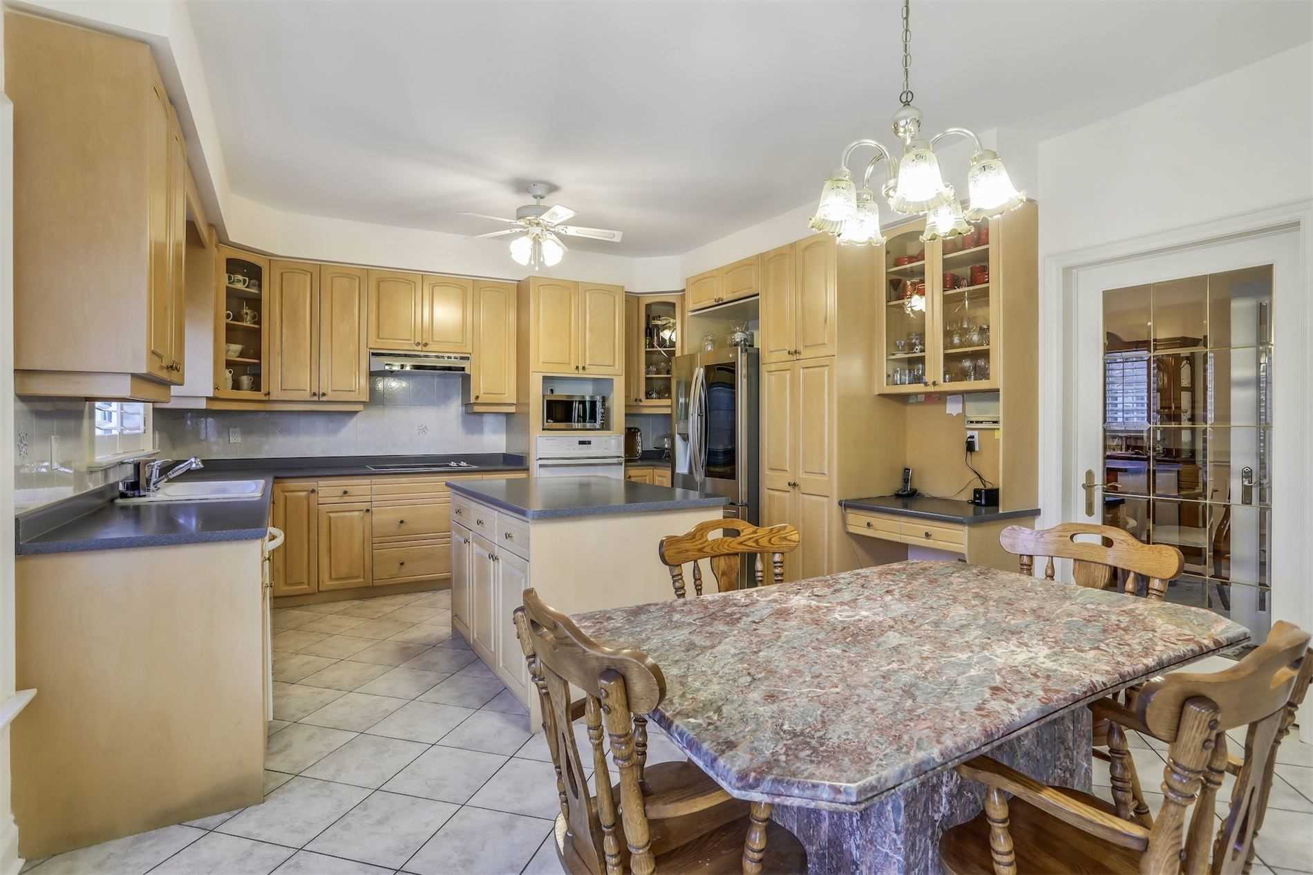 3 Tivoli Ave