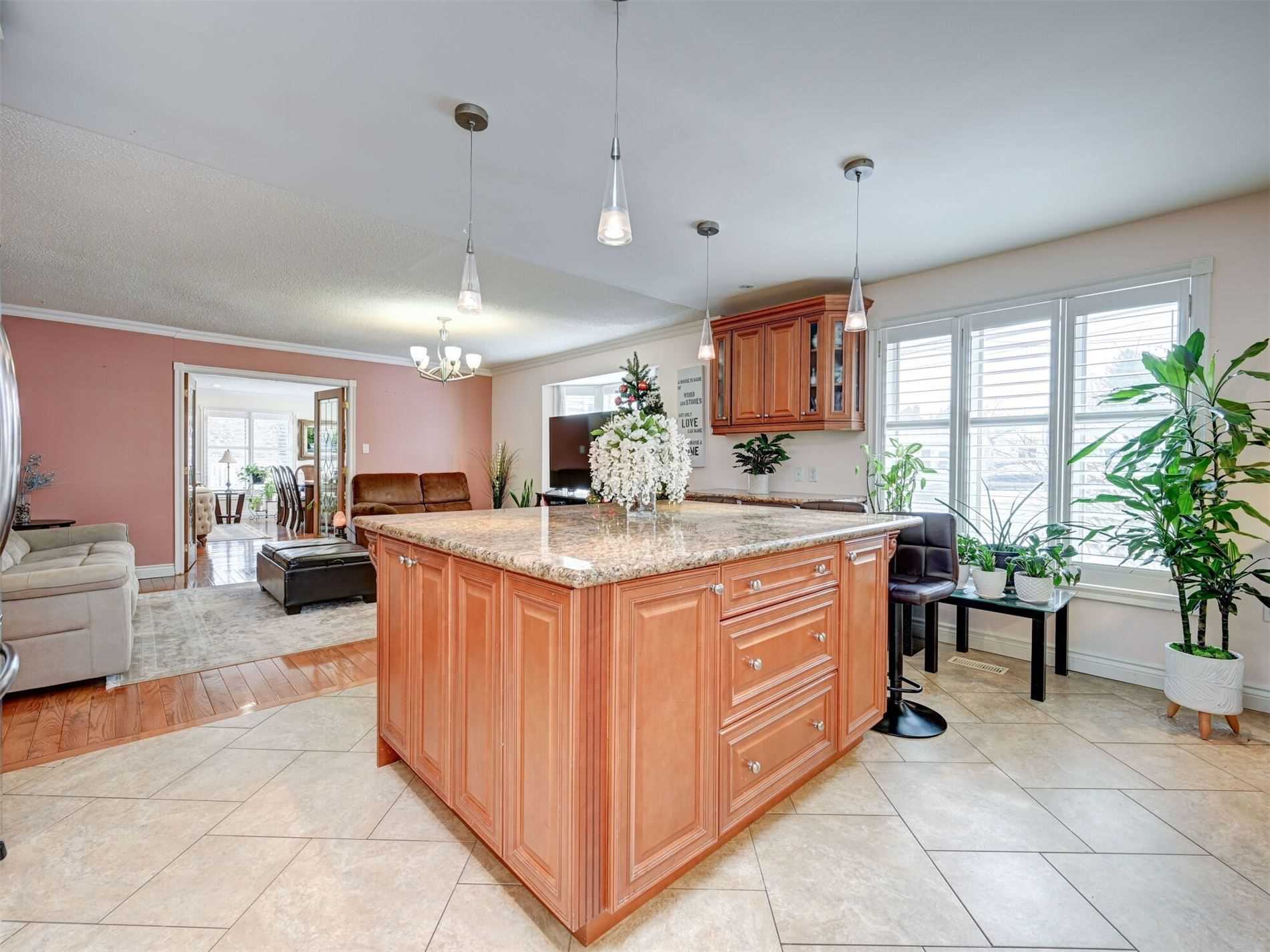 Listing N5869521 - Large Photo # 18