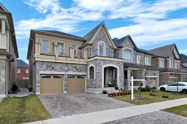 14 Condor Way, Vaughan
