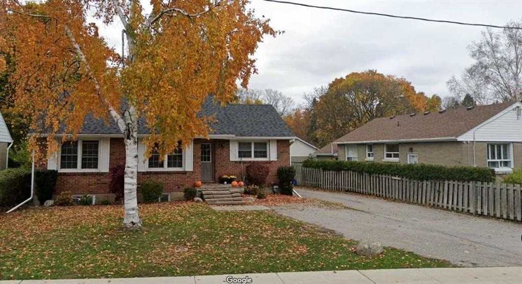 251 Kathryn Cres