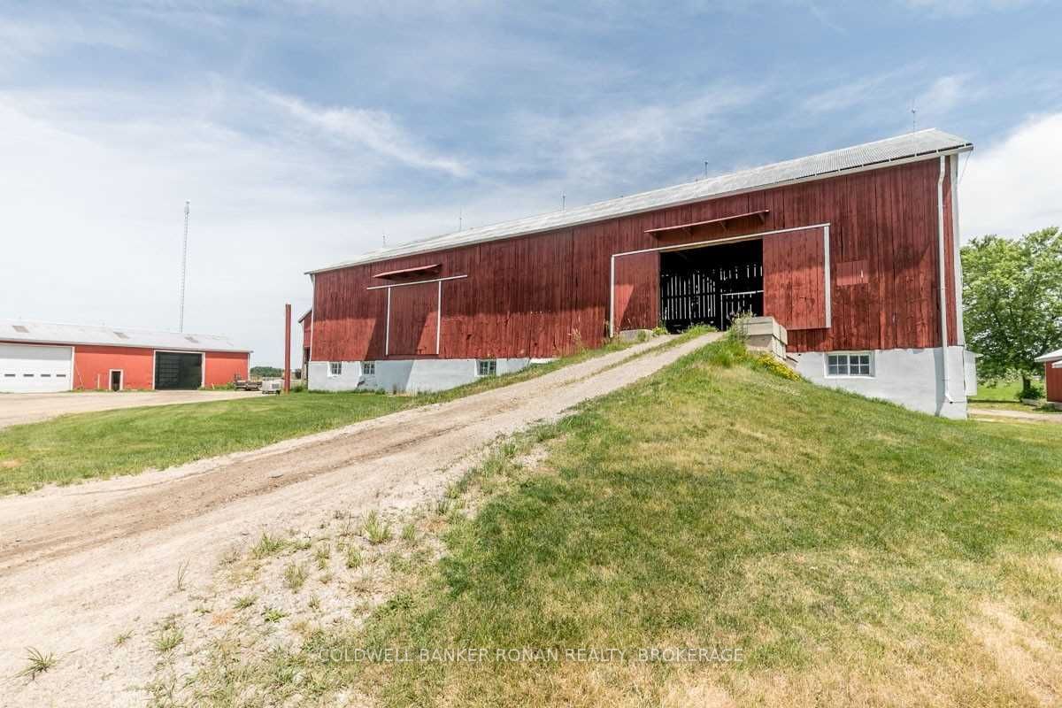 5856 Highway 89