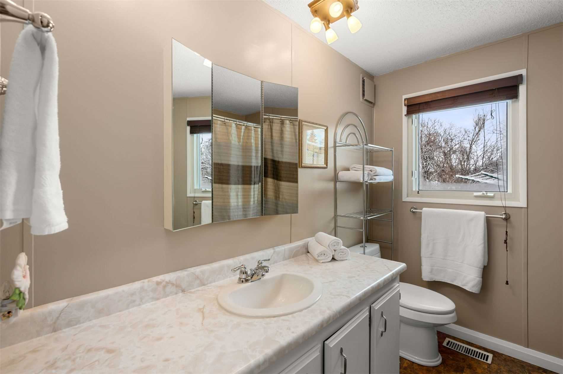 Listing N5871348 - Large Photo # 19