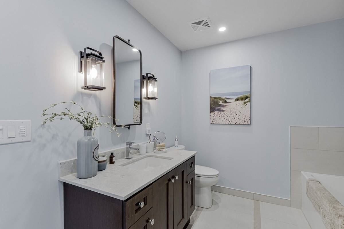 271 Sea Ray Ave, #B317