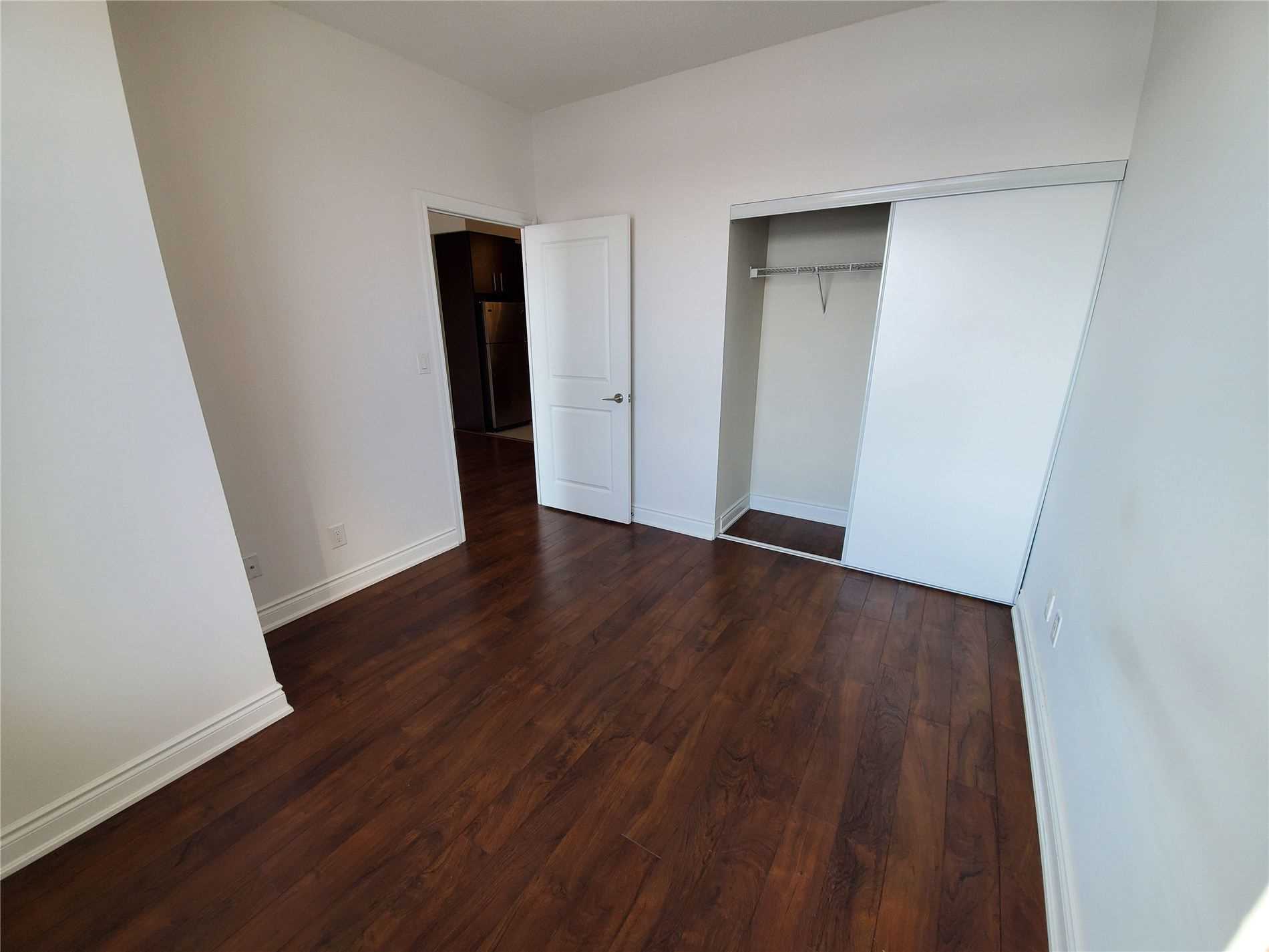 325 South Park Rd, #1210