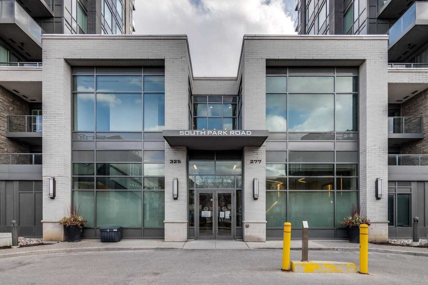 325 South Park Rd, #1210