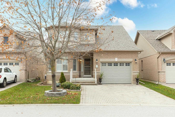 12 Santorini Garden, New Tecumseth