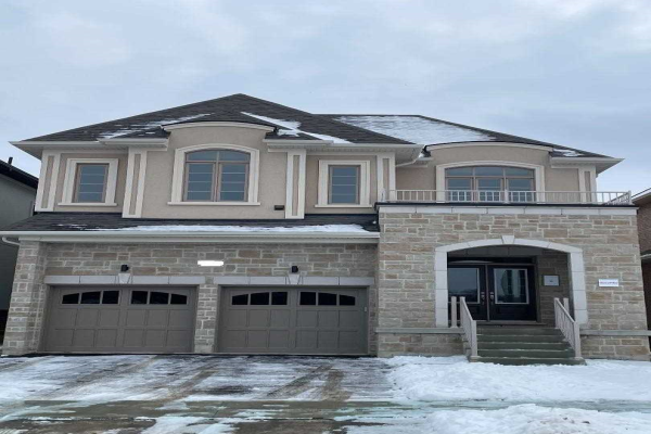 323 Danny Wheeler Blvd, Georgina