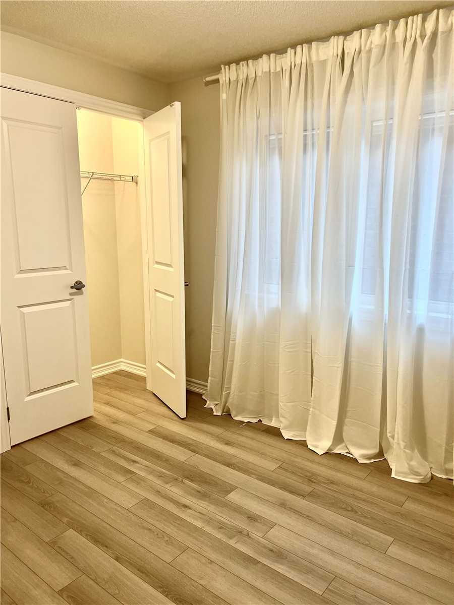 Listing N5875737 - Large Photo # 29