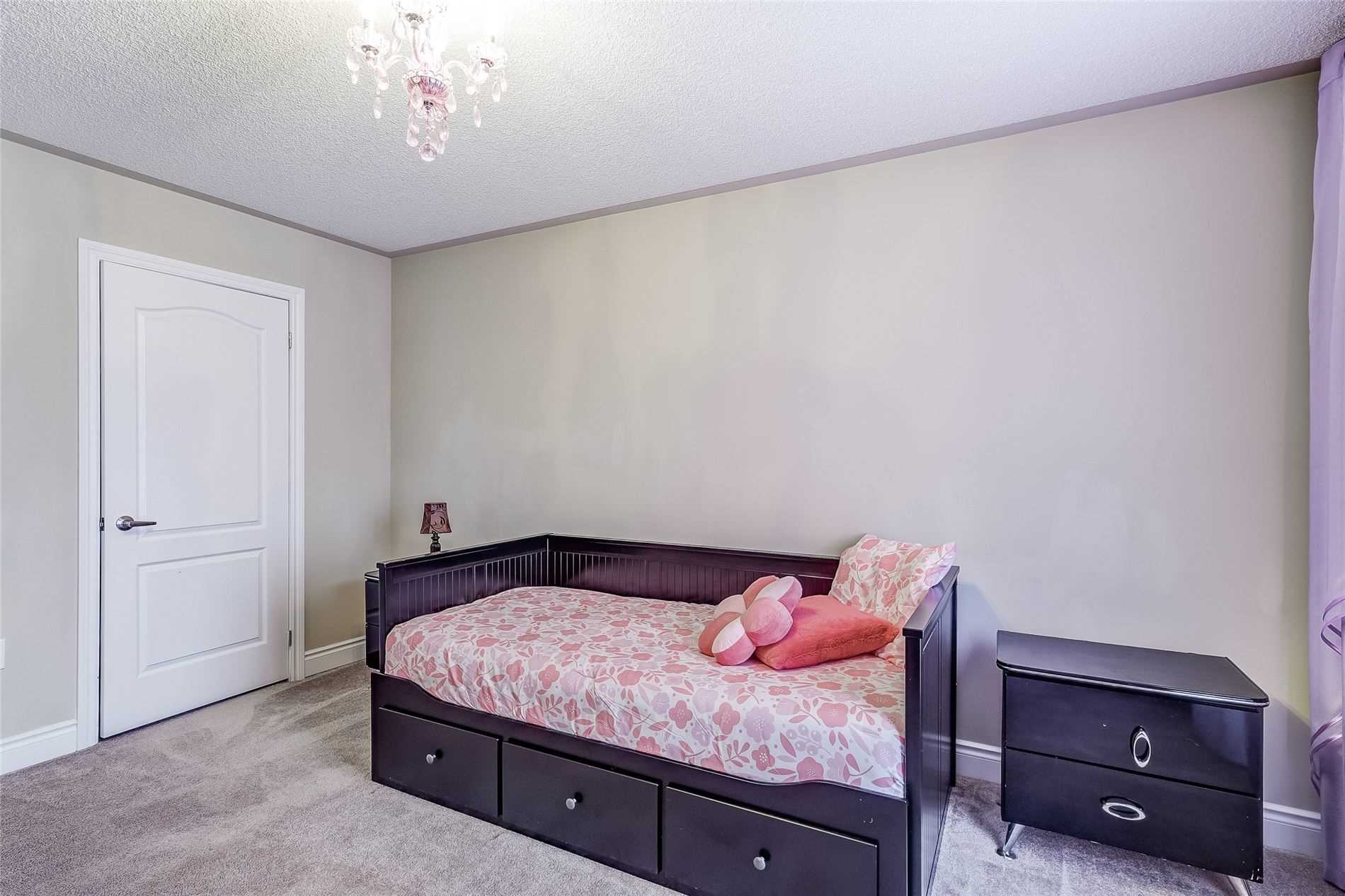Listing N5875879 - Large Photo # 18
