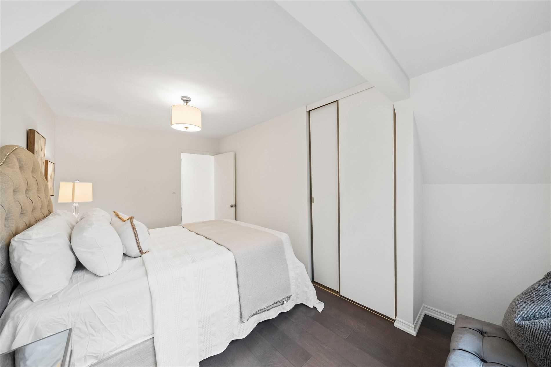 11 Jondan Crescent
