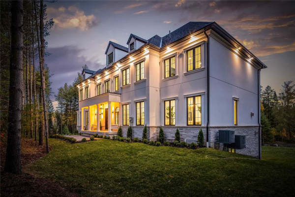 380 Reach St, Uxbridge