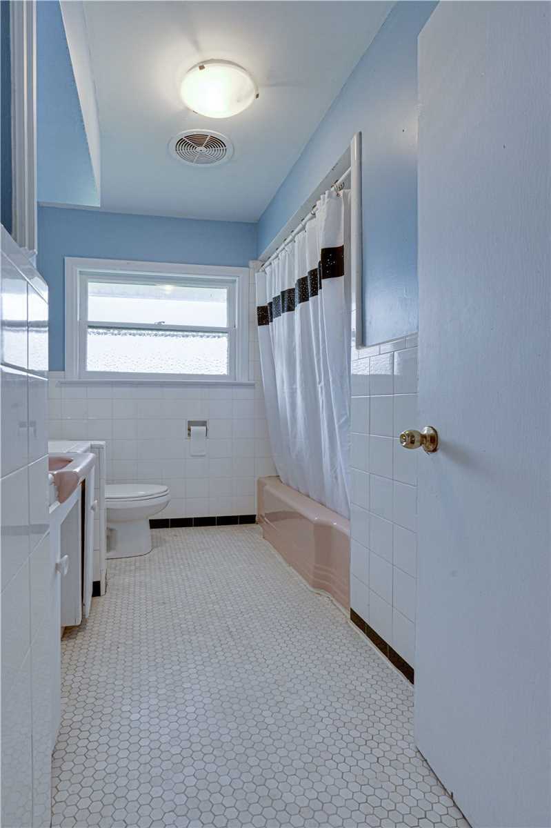 Listing N5876508 - Large Photo # 24