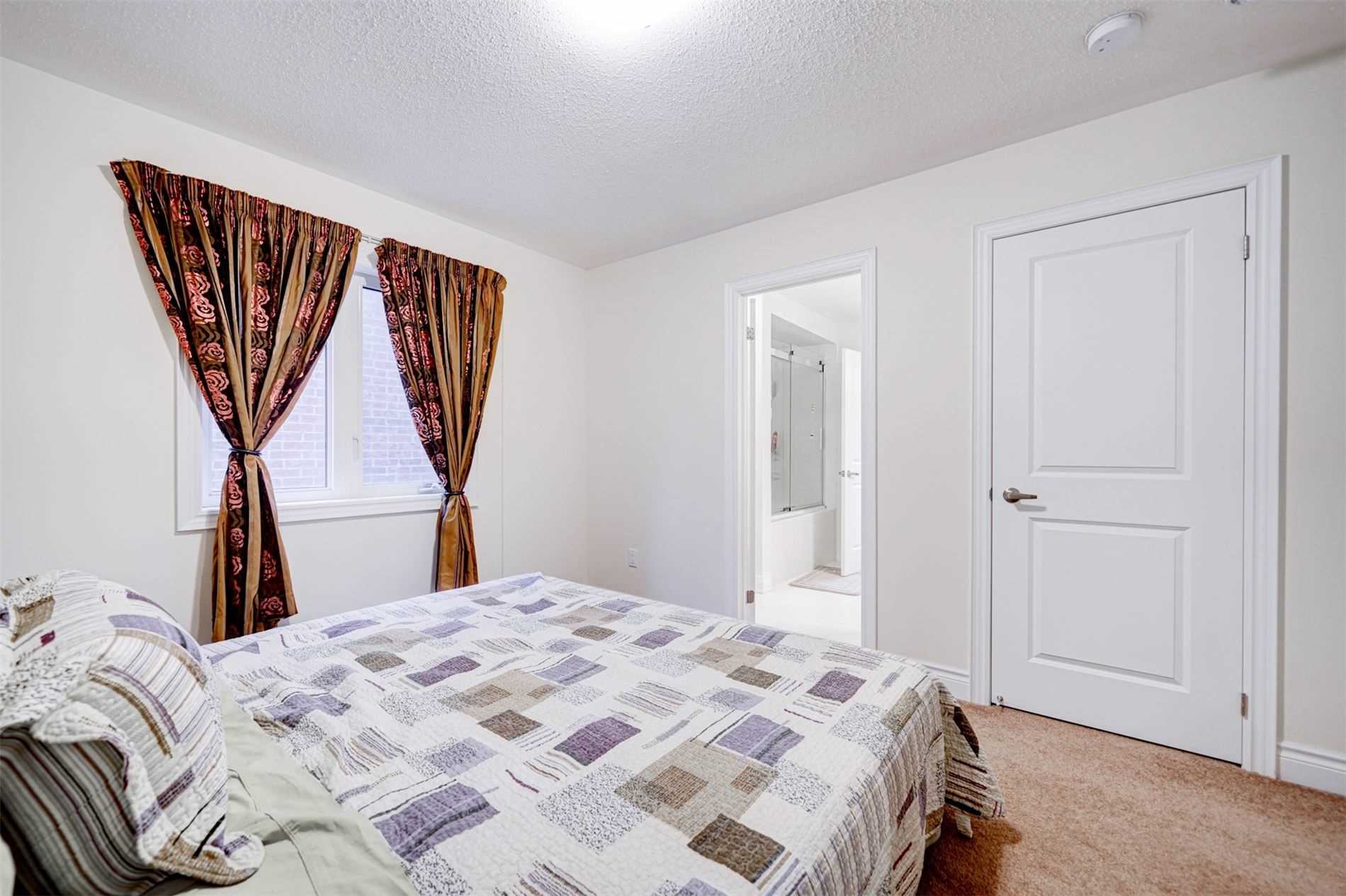 Listing N5877082 - Large Photo # 29