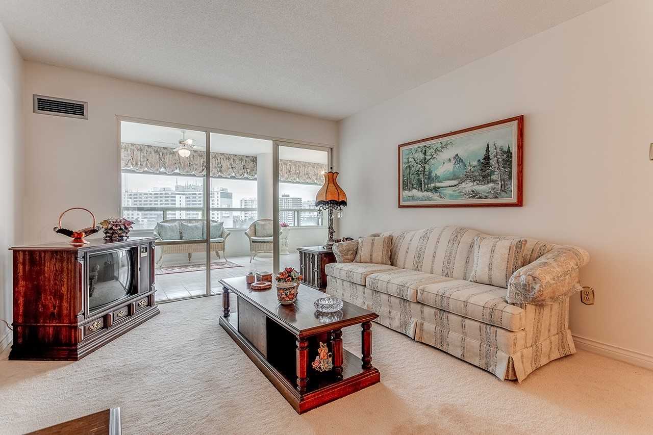 7 Townsgate Drive, #801