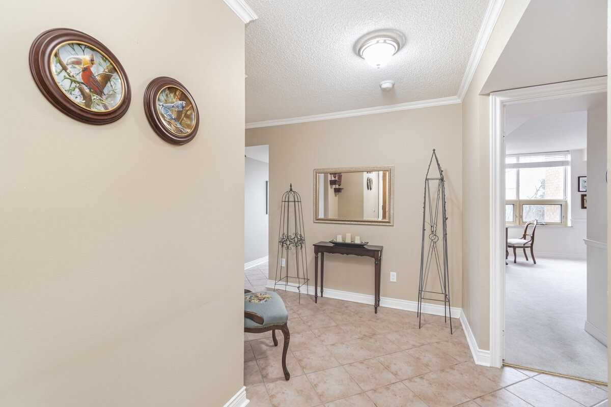 14924 Yonge St, #523