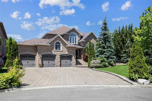122 Frini Crt, Vaughan