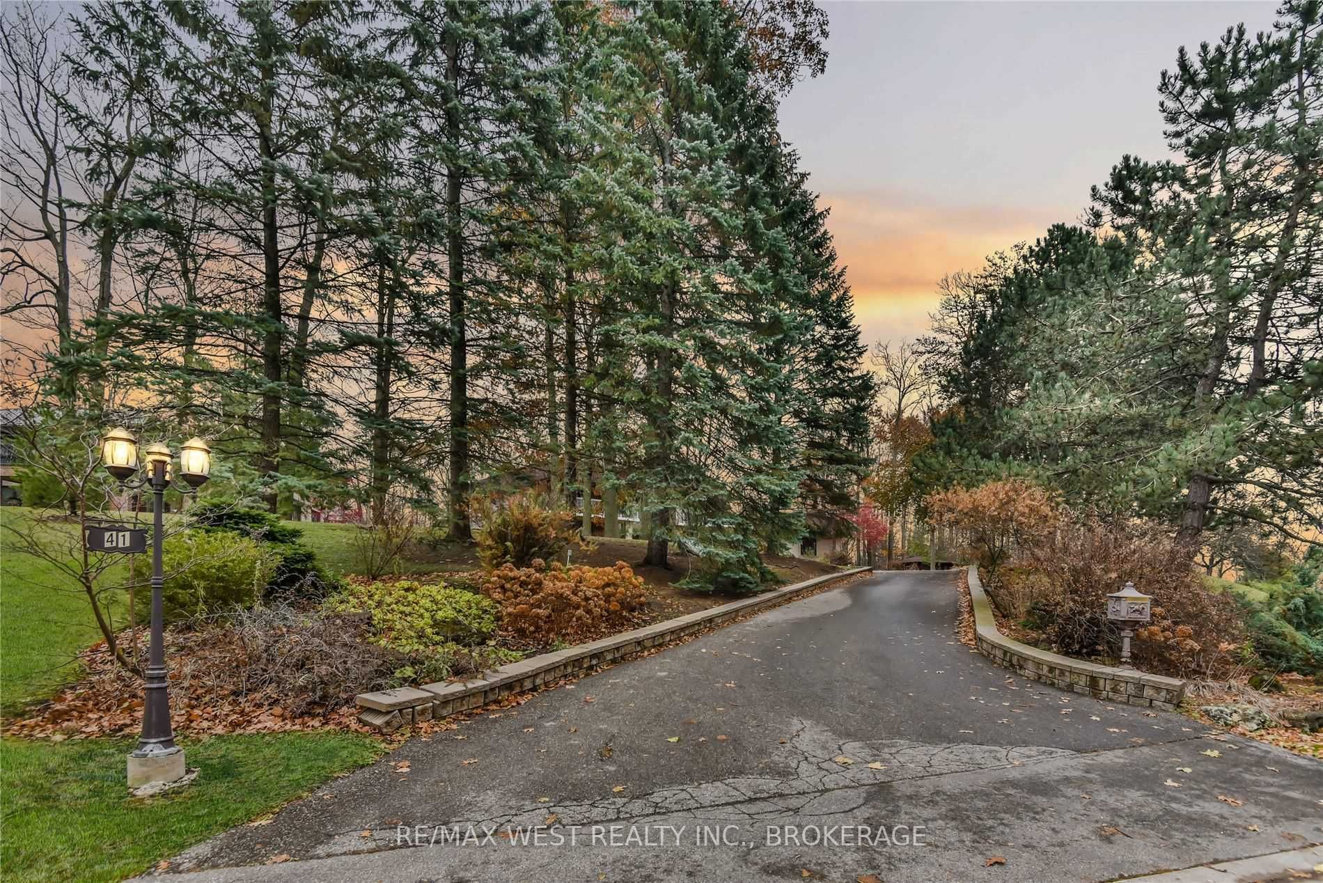 Listing N5878034 - Large Photo # 4