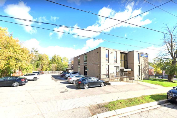 129 Church St S, Richmond Hill