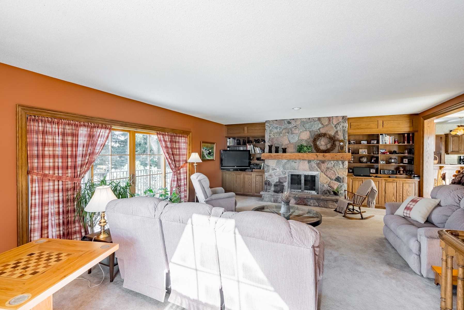 275 Webb Rd