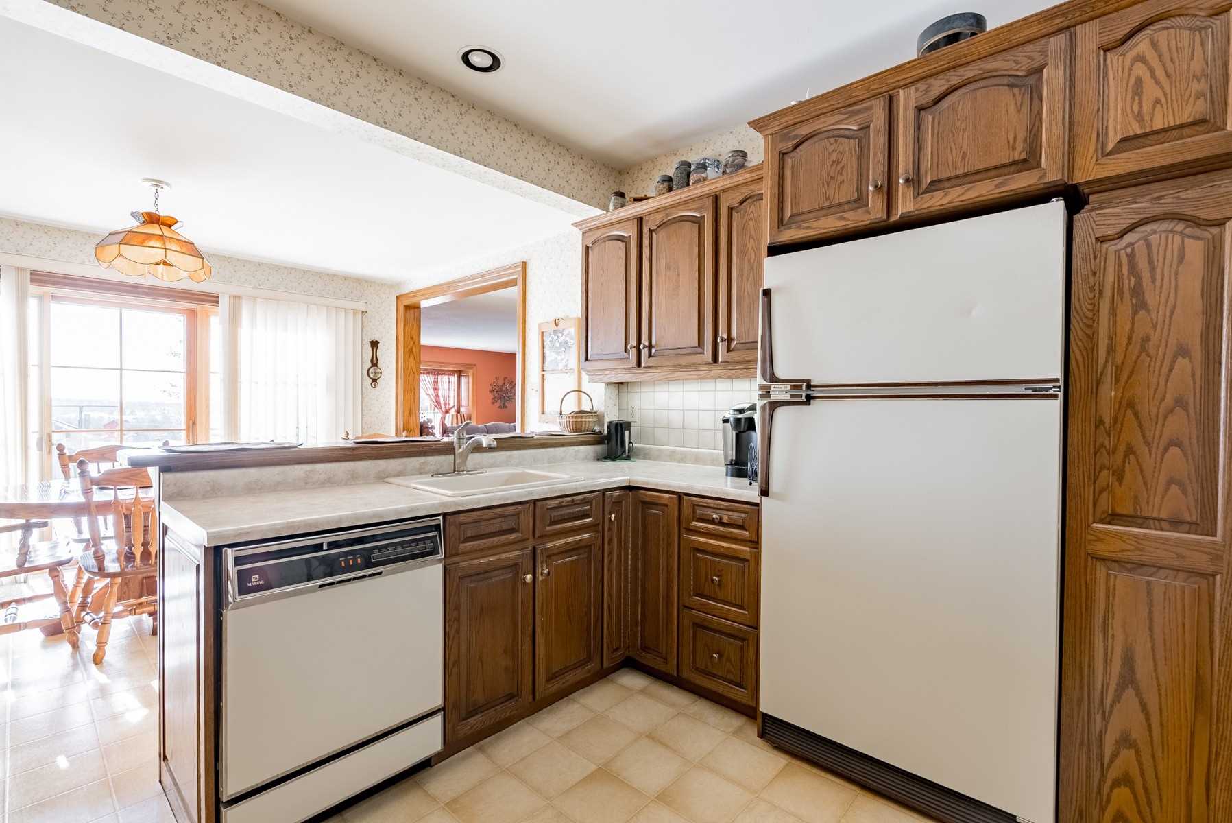 275 Webb Rd