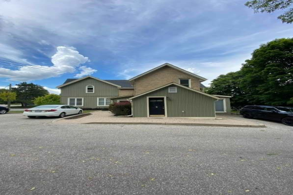 330 Eagle St, Newmarket