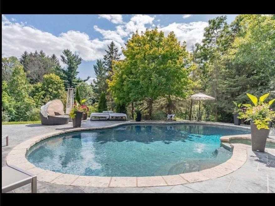 32 Daleview Court