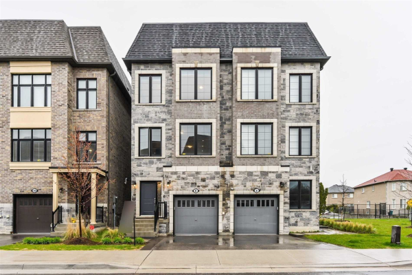 8 Mcgurran Lane, Richmond Hill