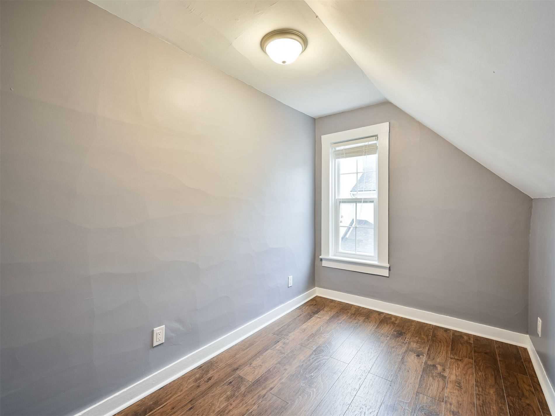Listing N5879749 - Large Photo # 30