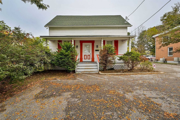2134 Major Mackenzie Dr, Vaughan