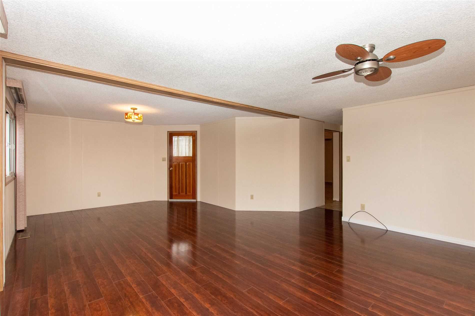 Listing N5880613 - Large Photo # 8